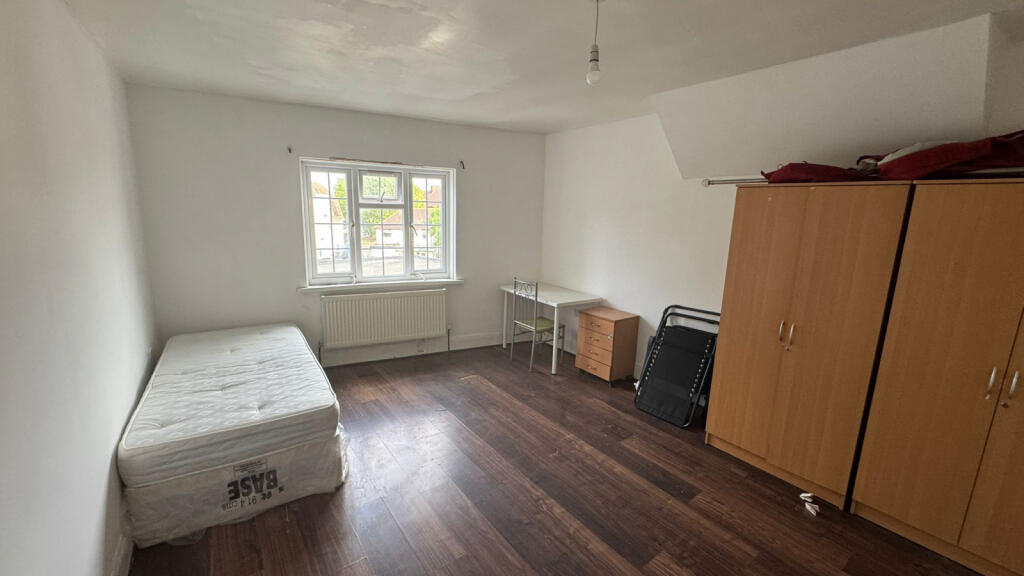 Main image of property: Hewett Road, Dagenham, RM8
