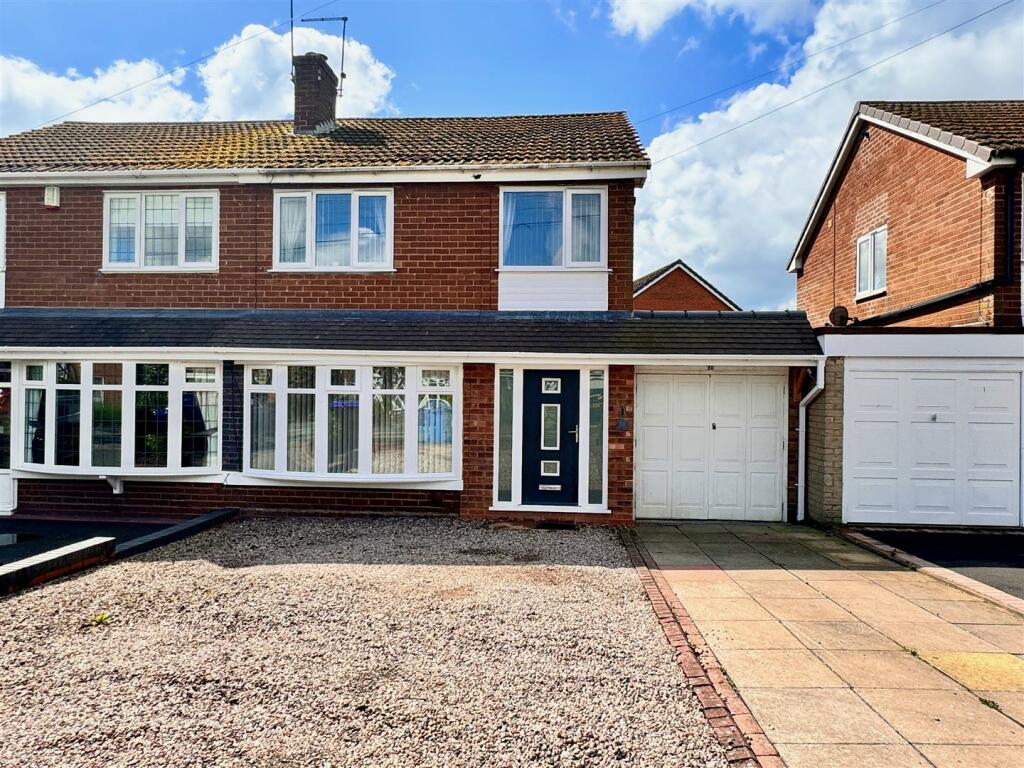 3 bedroom semidetached house for sale in Lime Tree Gardens, Codsall