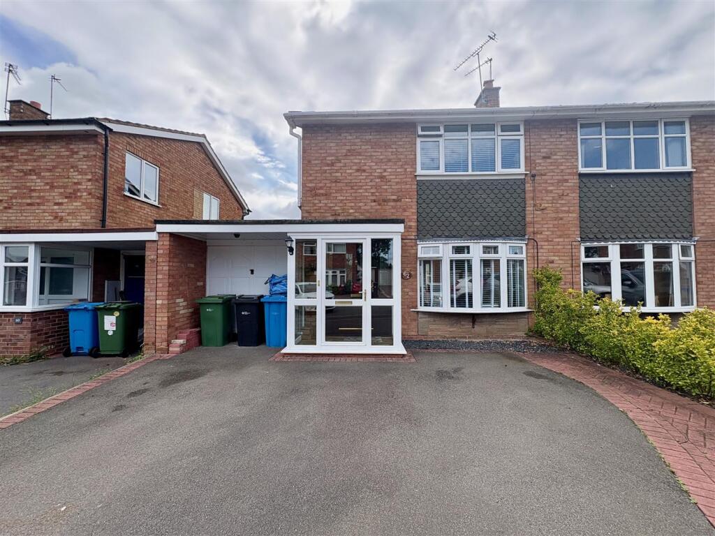 Main image of property: Ravenhill Drive, Codsall, Wolverhampton