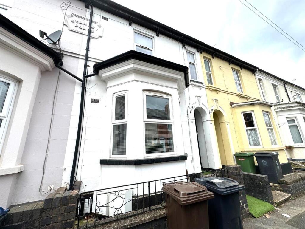 Main image of property: Haden Hill, Wolverhampton, WV3 9PT