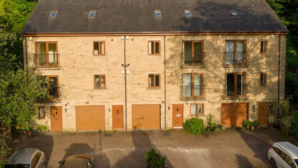 Main image of property: Midgrove Lane,Delph,OL3
