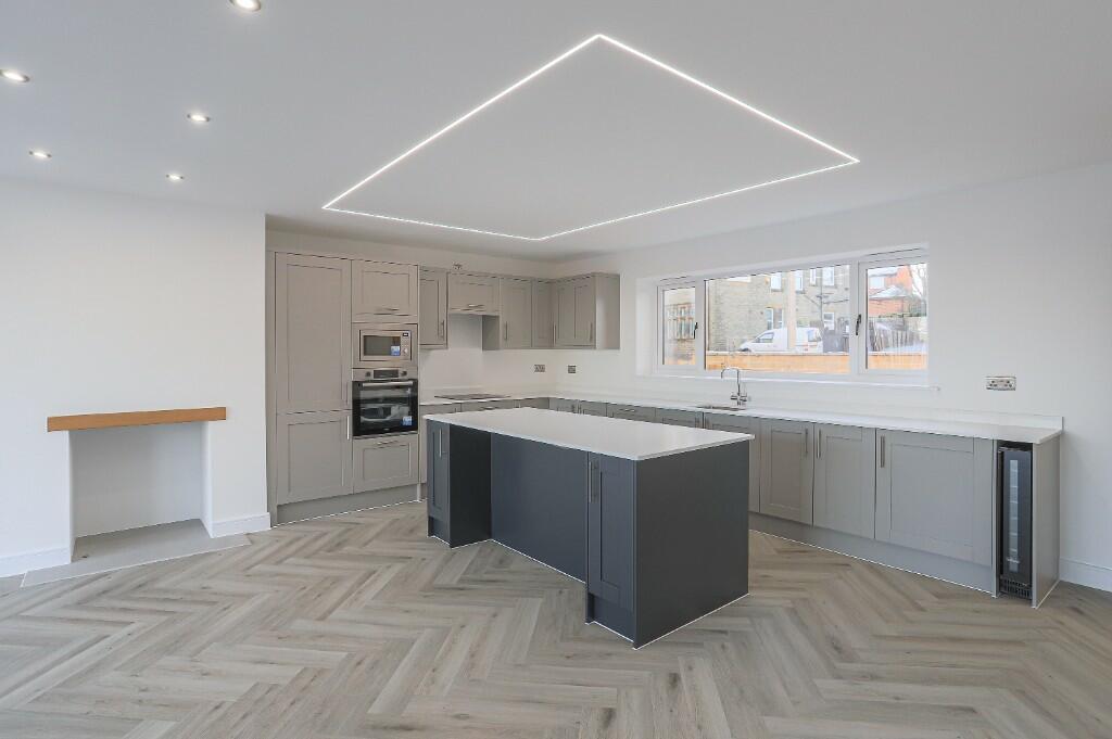 Additional property image - Hillside View, Drighlington