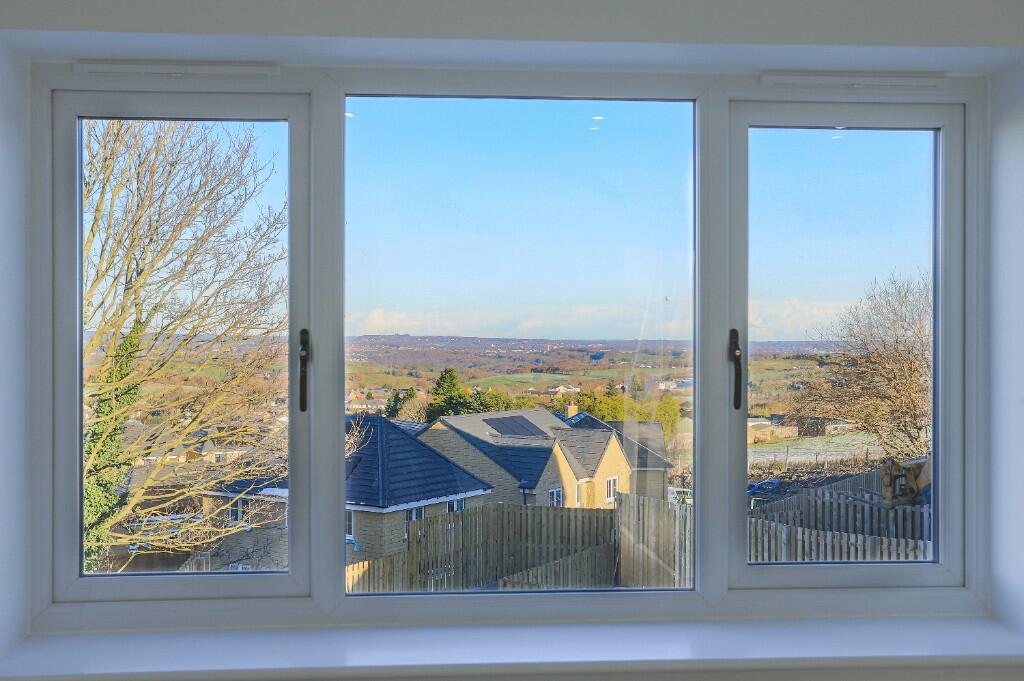 Additional property image - Hillside View, Drighlington