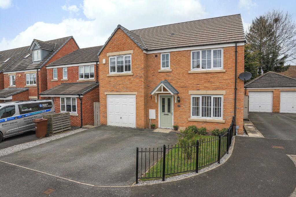 Main image of property: Holme Farm Way, Pontefract, West Yorkshire, WF8