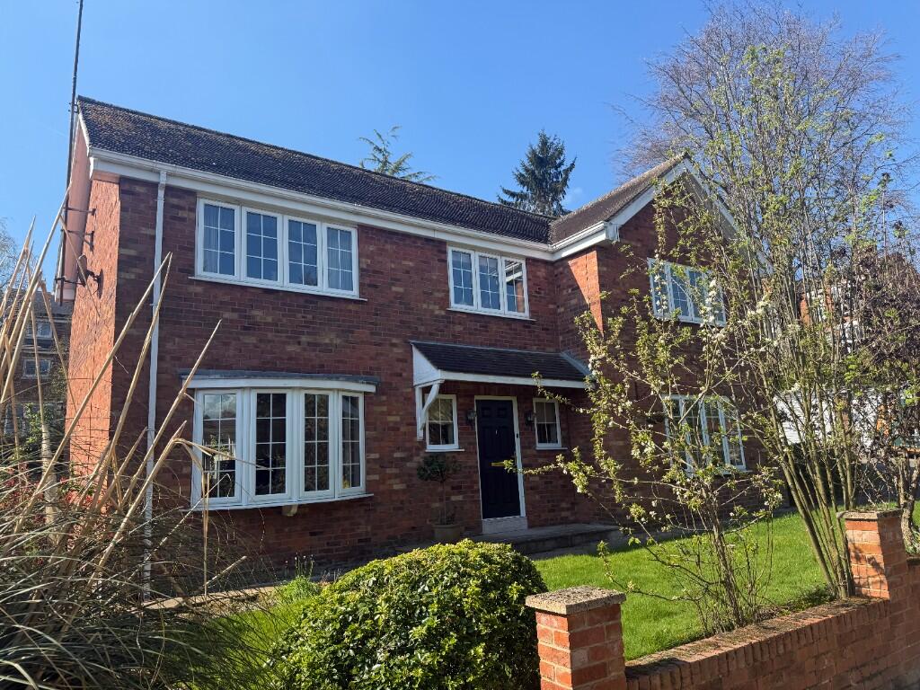 Main image of property: Mayors Walk Close, Pontefract, West Yorkshire, WF8