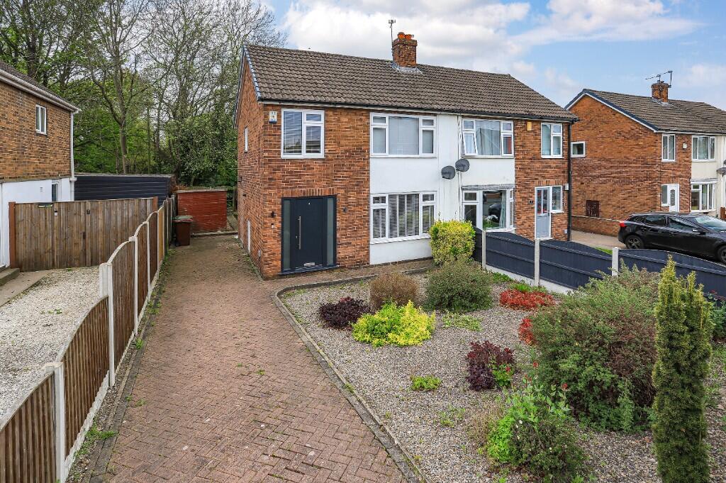 Main image of property: Moor Top Avenue, Ackworth, WF7