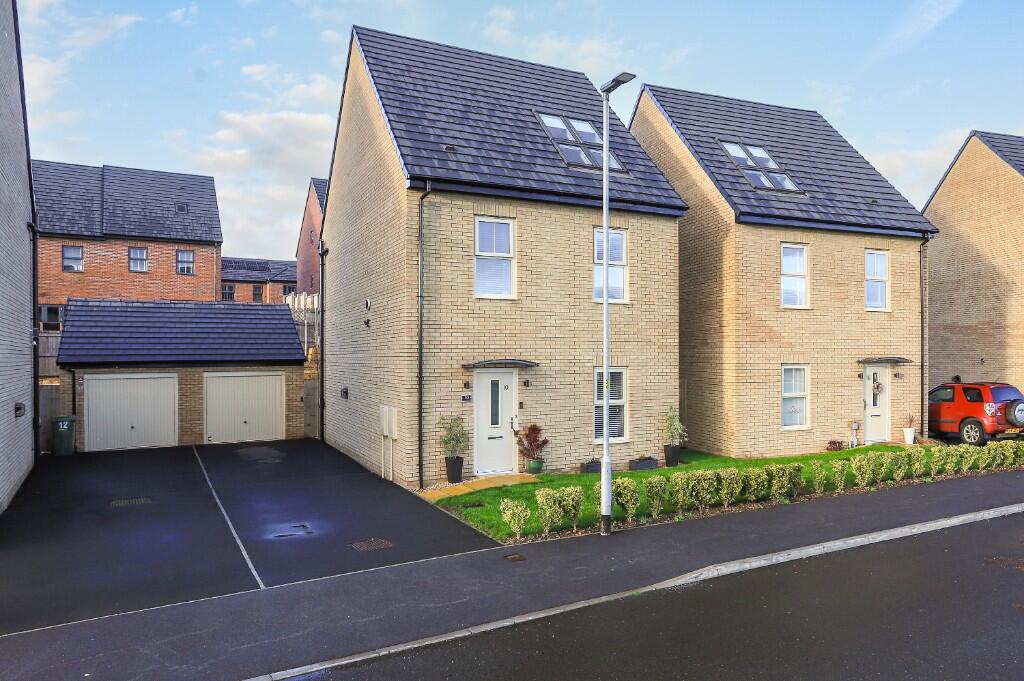 Main image of property: Wellhams Road, Pontefract, West Yorkshire, WF8
