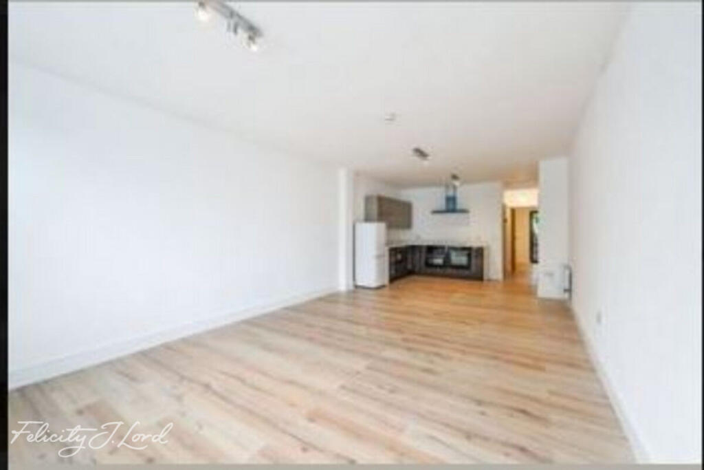 Main image of property: New Cross Road, London