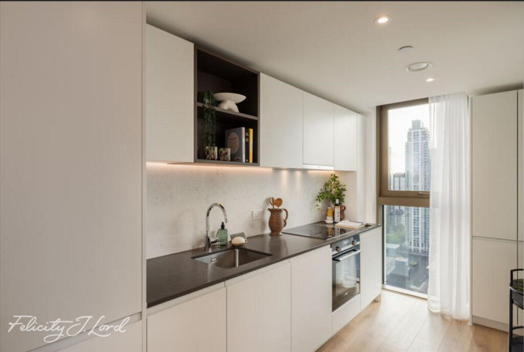 Main image of property: Landmark Square, London