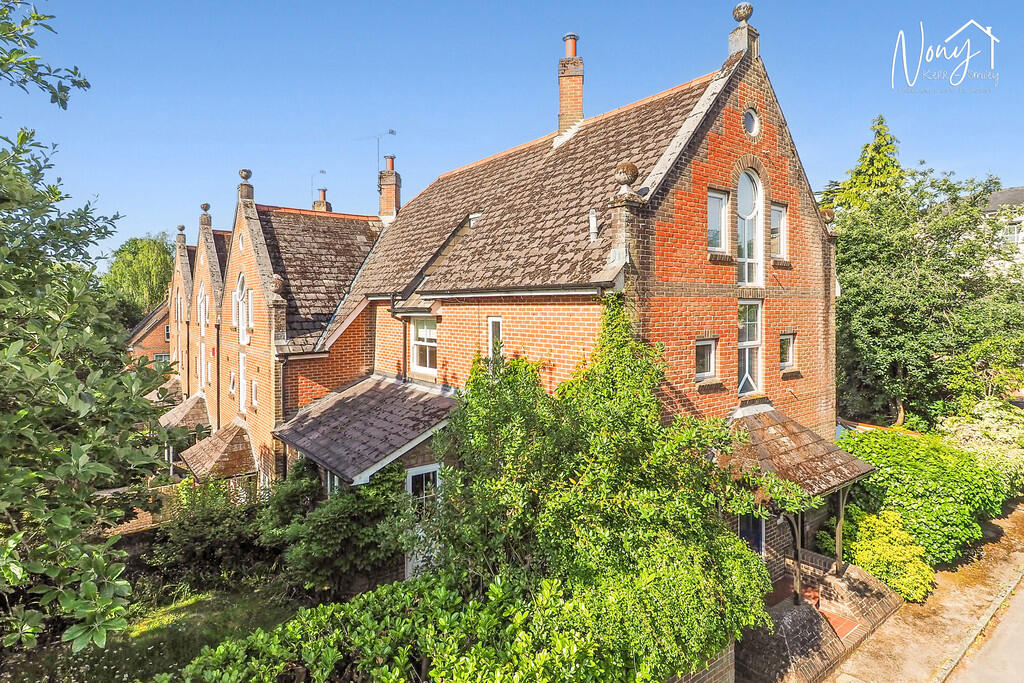 Main image of property: Edgar Villas, St Cross