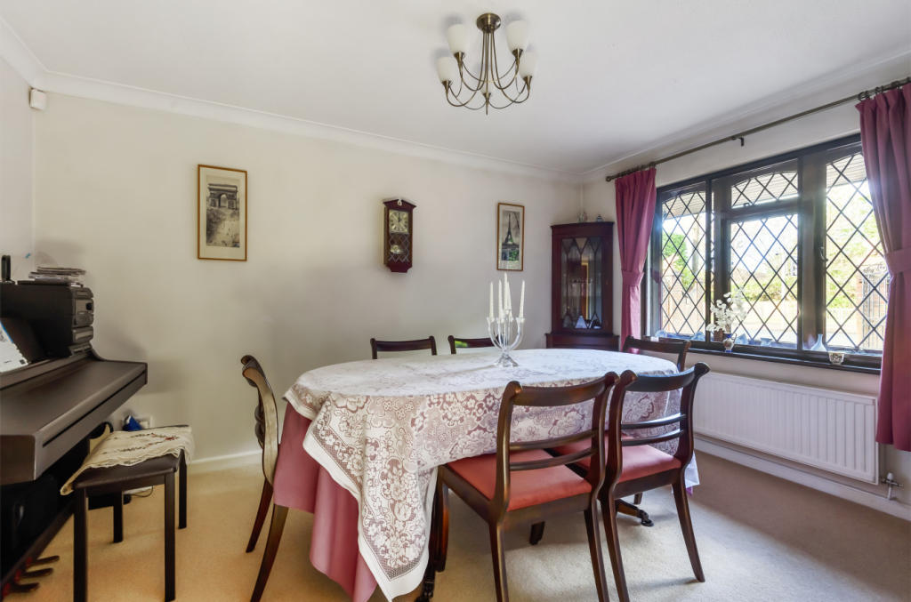 5 bedroom detached house for sale in The Avenue, Fareham, Hampshire, PO14