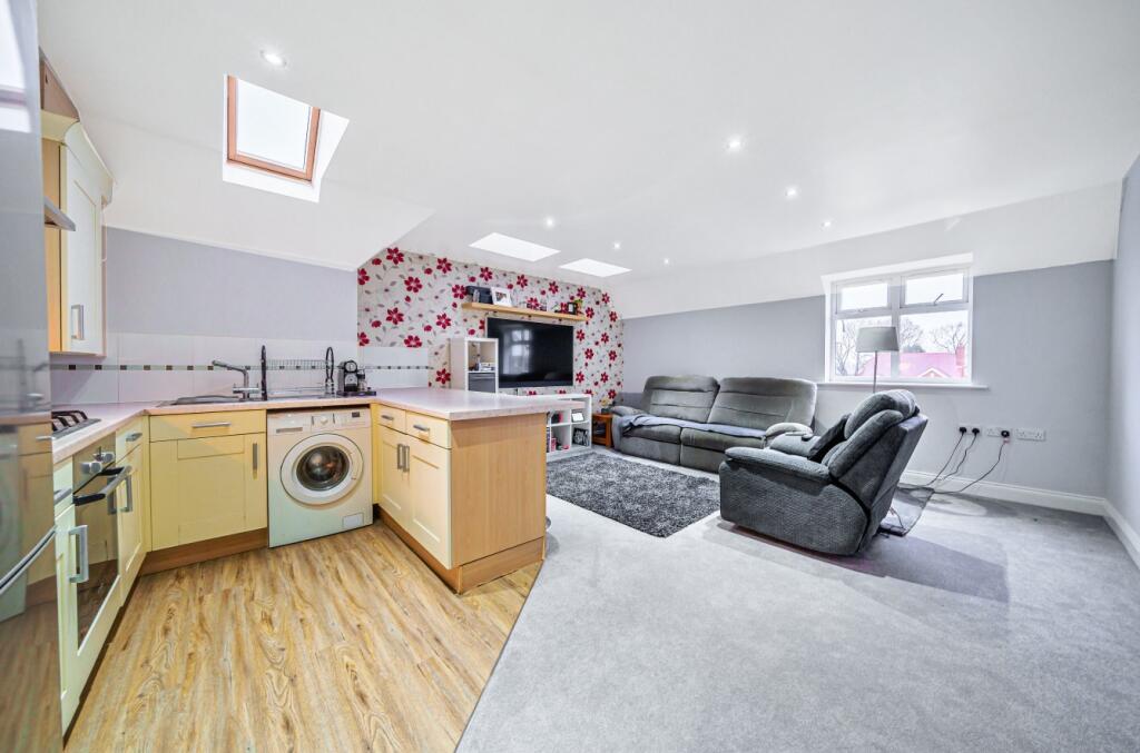 1 bedroom apartment for sale in Chalford Grange, Fareham, Hampshire, PO15