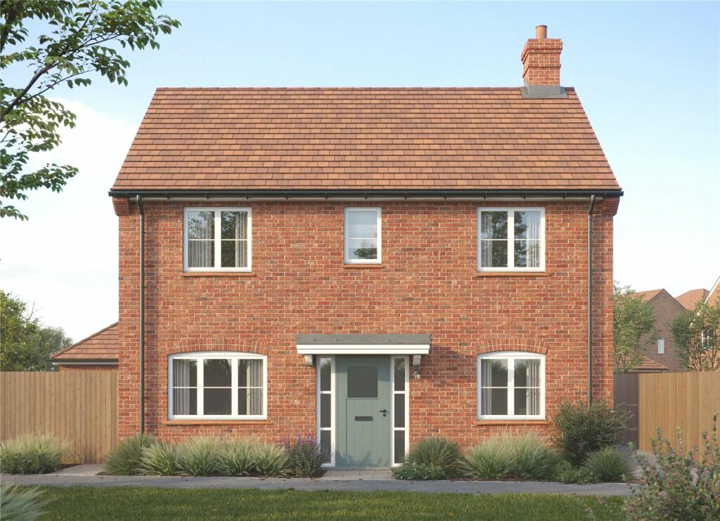 4 bedroom detached house for sale in Fox Close, Warsash, Hampshire, SO31