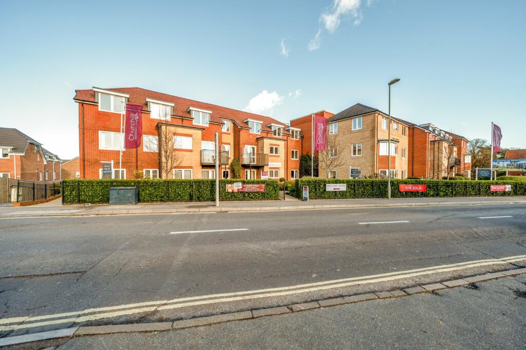 Main image of property: Botley Road, Park Gate, Southampton, Hampshire, SO31
