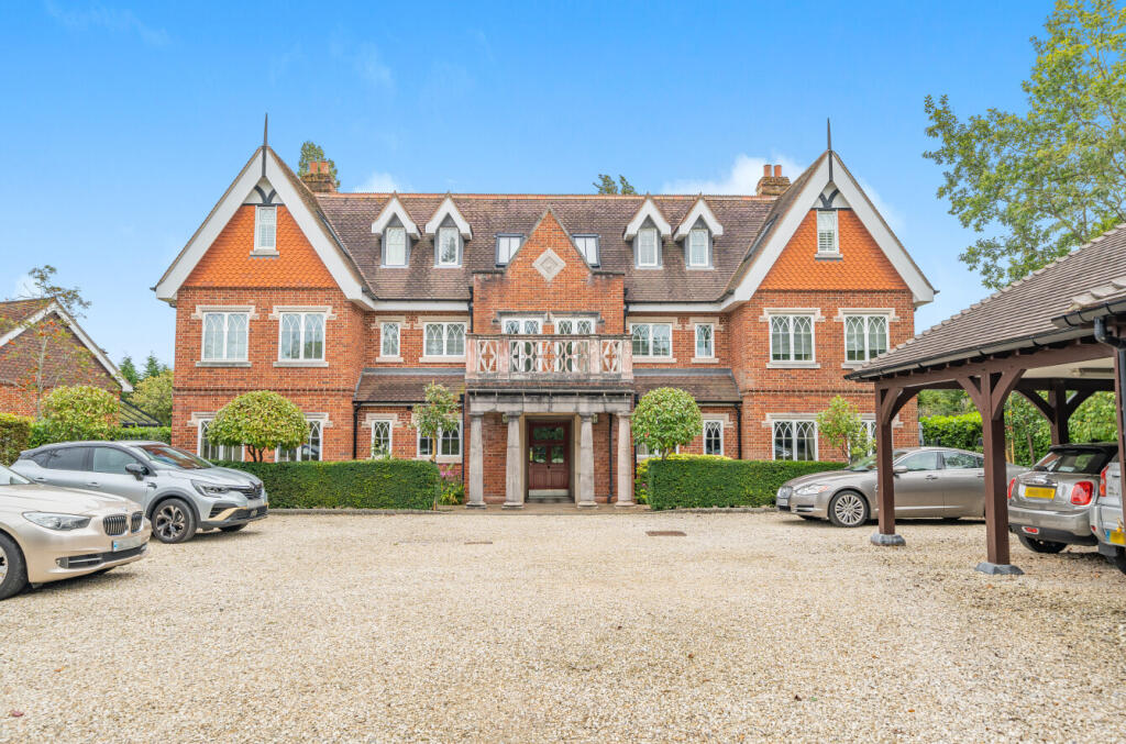Main image of property: Fairlawns, Burridge, Southampton, Hampshire, SO31