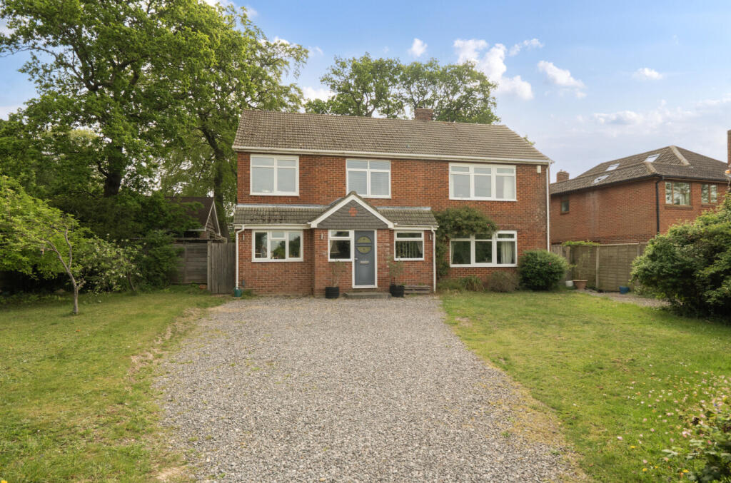 Main image of property: Heath Road North, Locks Heath, Hampshire, SO31