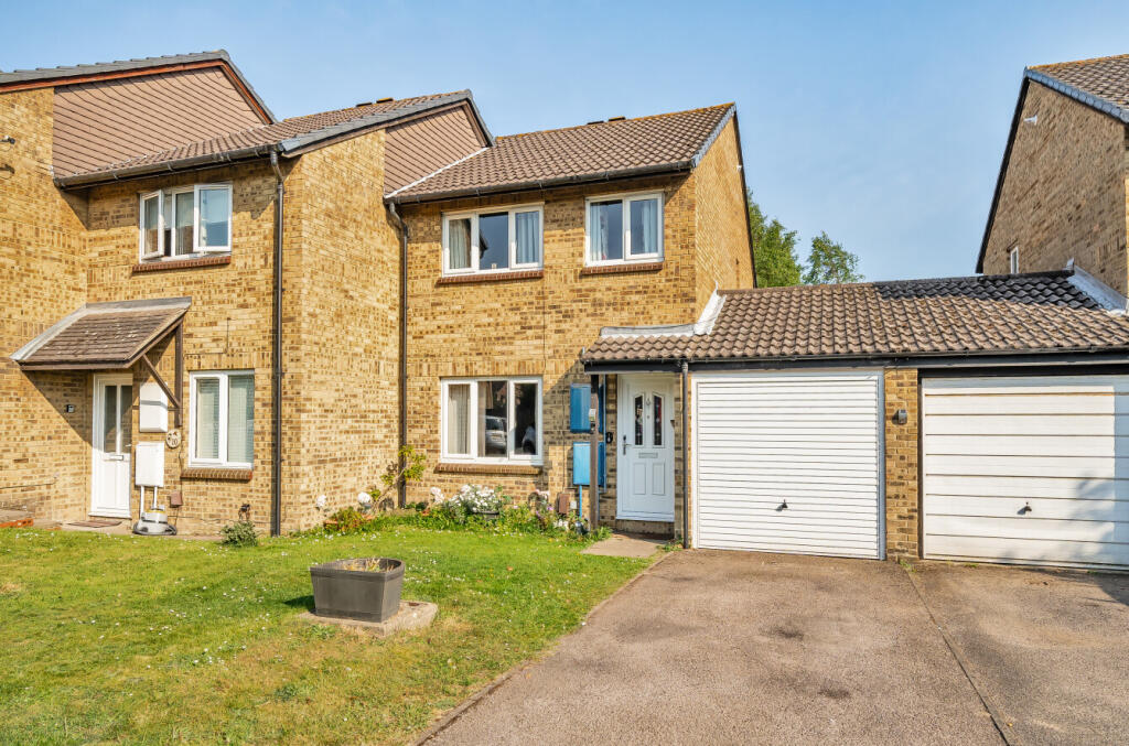 Main image of property: Cornflower Close, Locks Heath, Hampshire, SO31