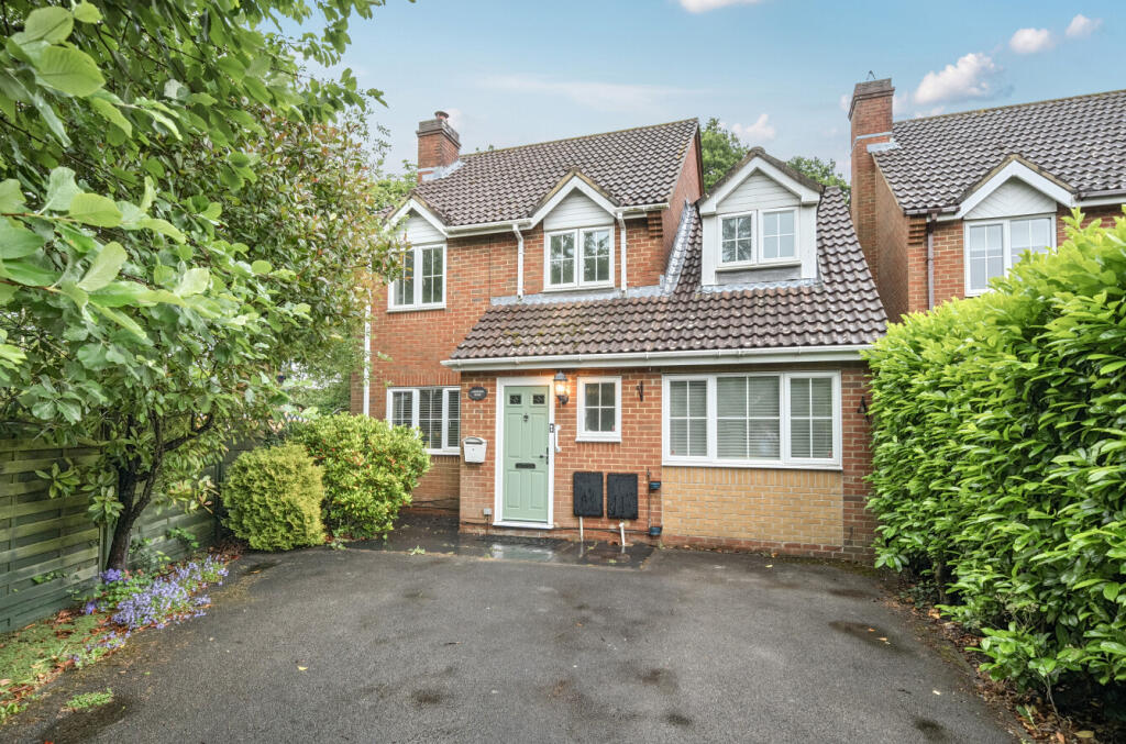 Main image of property: Wheatlands, Fareham, Hampshire, PO14