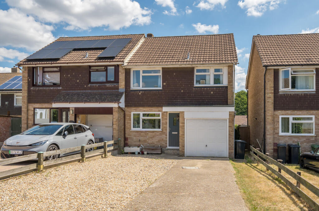 Main image of property: Reeves Way, Bursledon, Southampton, Hampshire, SO31