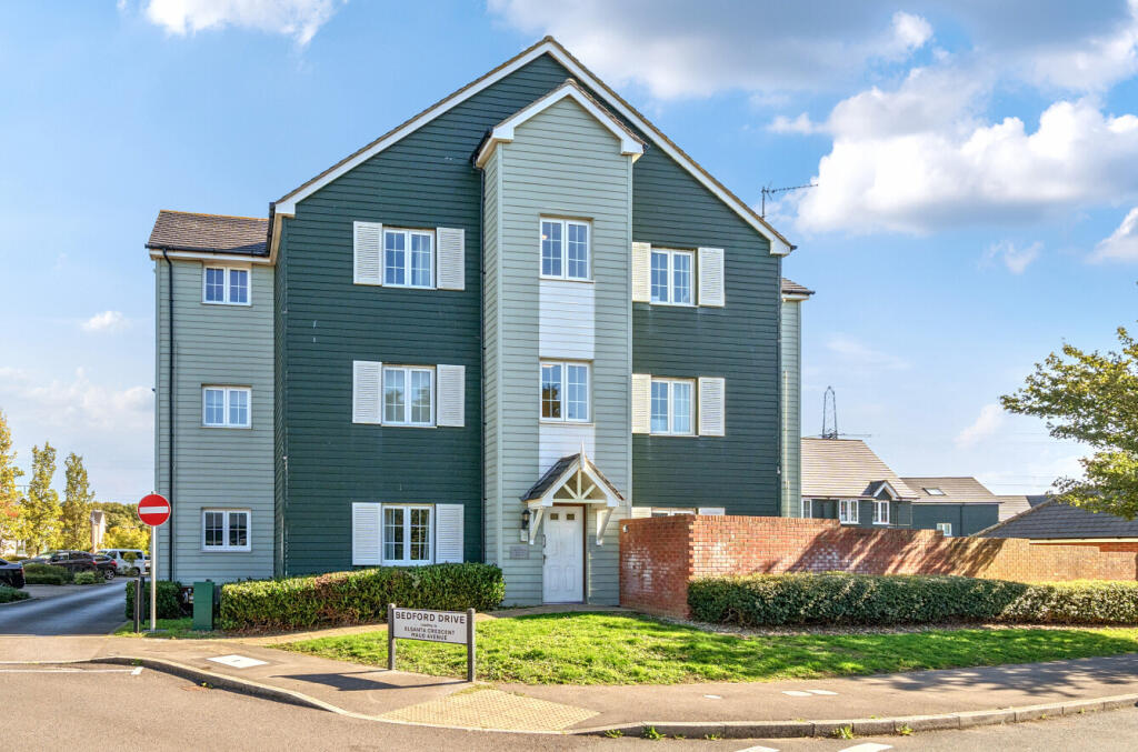 Main image of property: Lynn Crescent, Titchfield Common, Hampshire, PO14