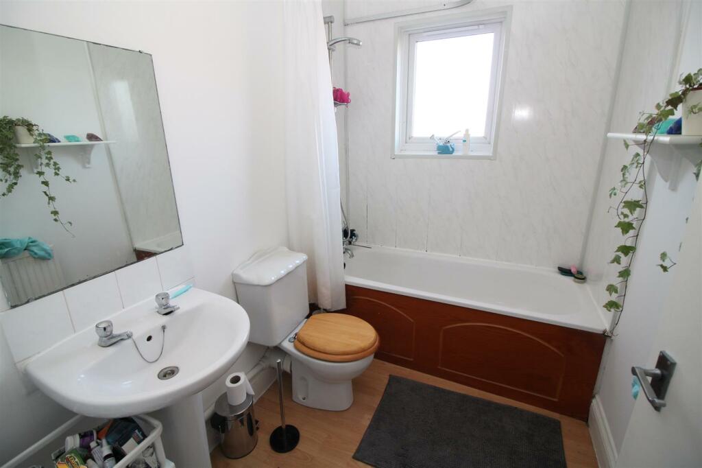 Additional property image - BPC01590, Cotham Brow, Redland, BS6