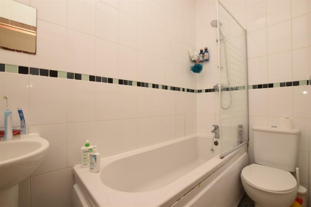 Additional property image - 10310 Flat 15 Bradley House