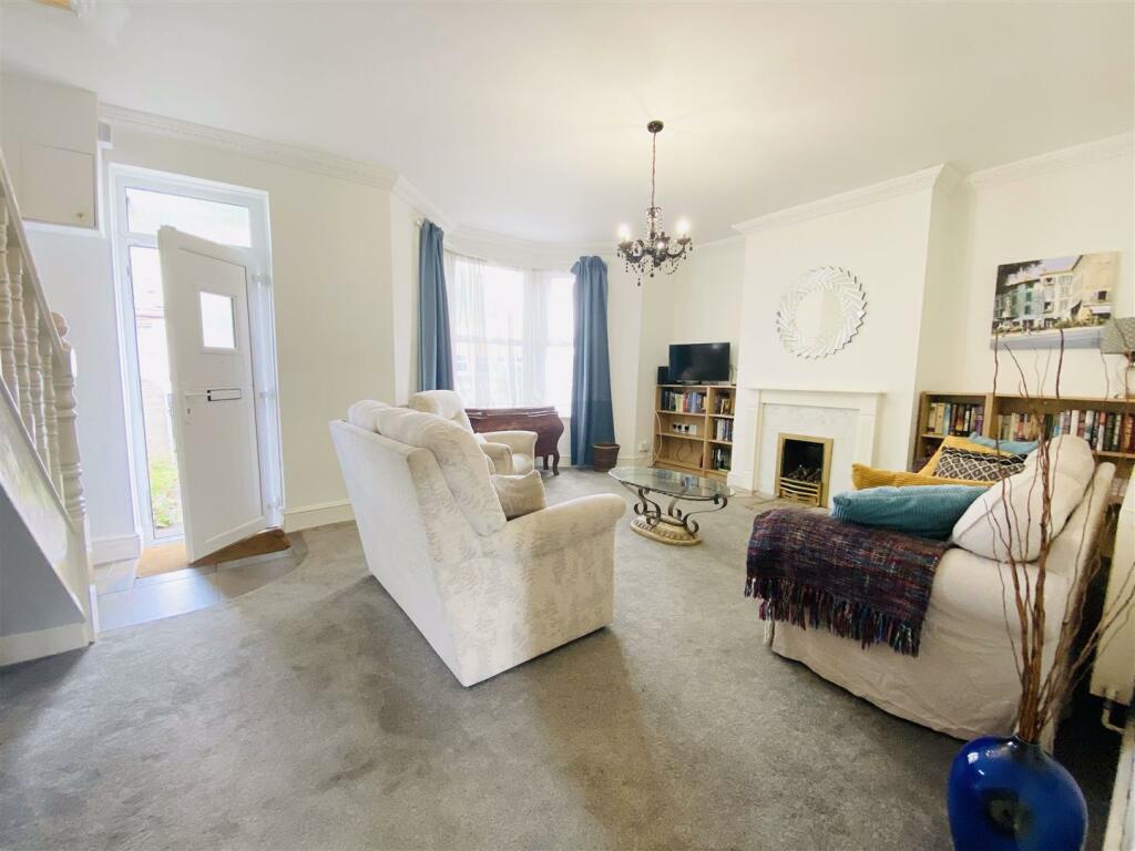 Additional property image - BPC01926  Staple Hill Road, Fishponds, BS16