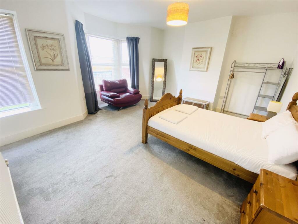 Additional property image - BPC01926  Staple Hill Road, Fishponds, BS16