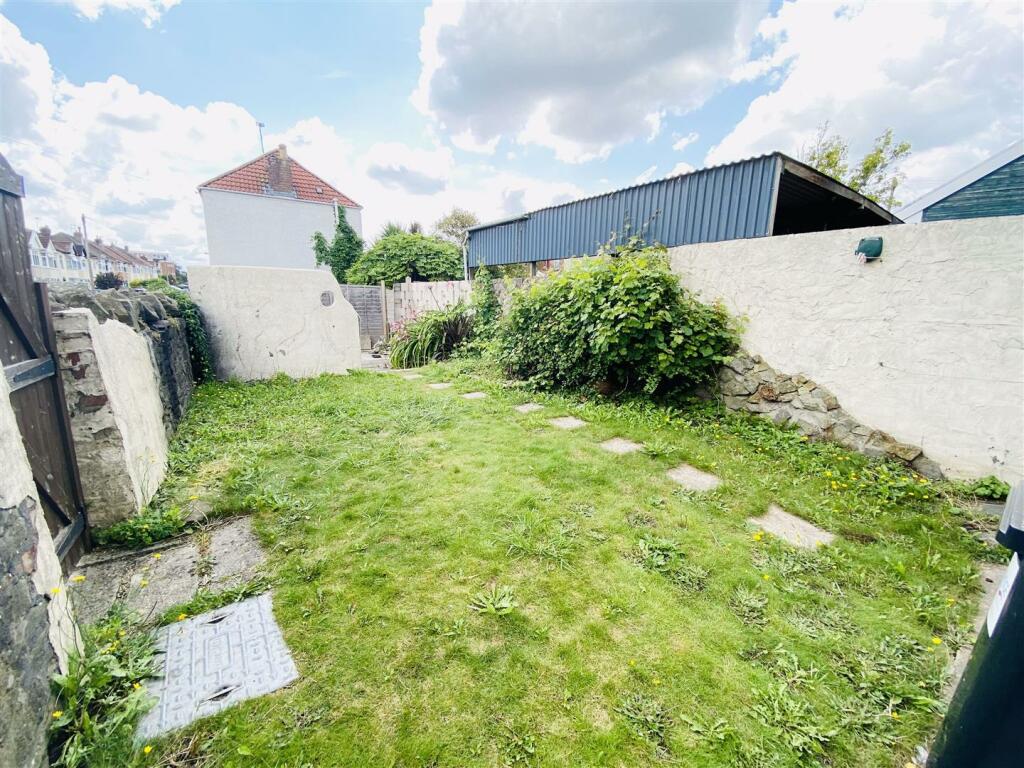 Additional property image - BPC01926  Staple Hill Road, Fishponds, BS16