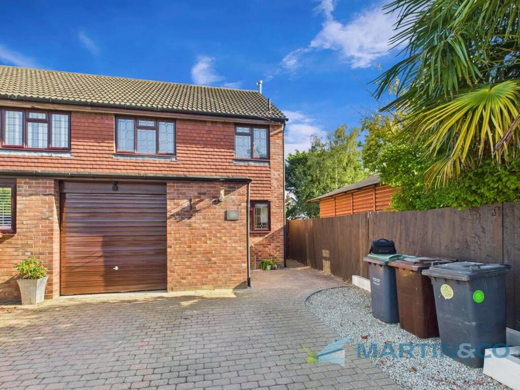 Main image of property: Hawden Close, Hildenborough