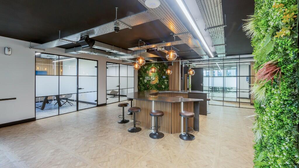 Main image of property: Spire Platinum Suites, Newcastle Upon Tyne, NE1