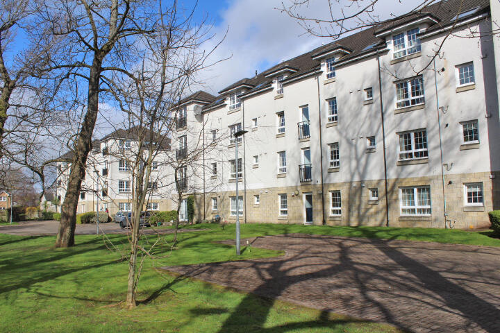 Main image of property: SOLD Flat 12, 2 Braid Avenue, Cardross G82 5QF