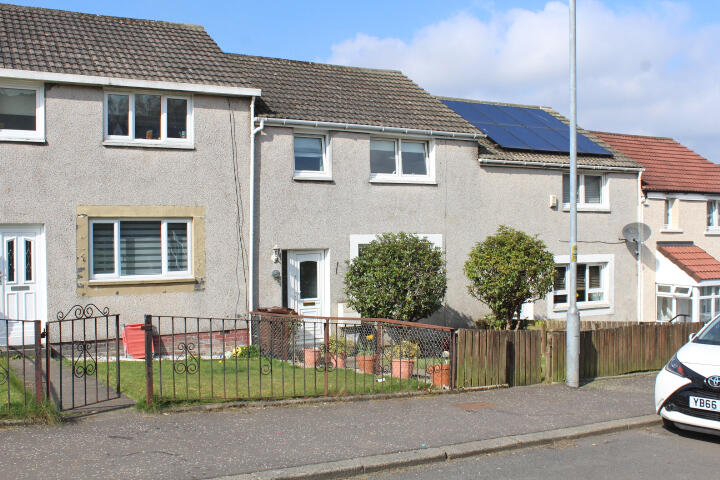 Main image of property: 369 Braehead, Alexandria, G83 9NG