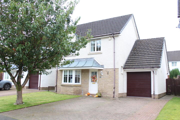 Main image of property: 46 Clairinsh, Balloch G83 8SE
