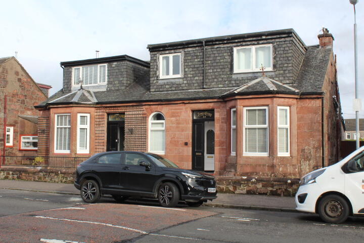 Main image of property: Lennox Cottage, 85 Middleton Street, Alexandria G83 0DG