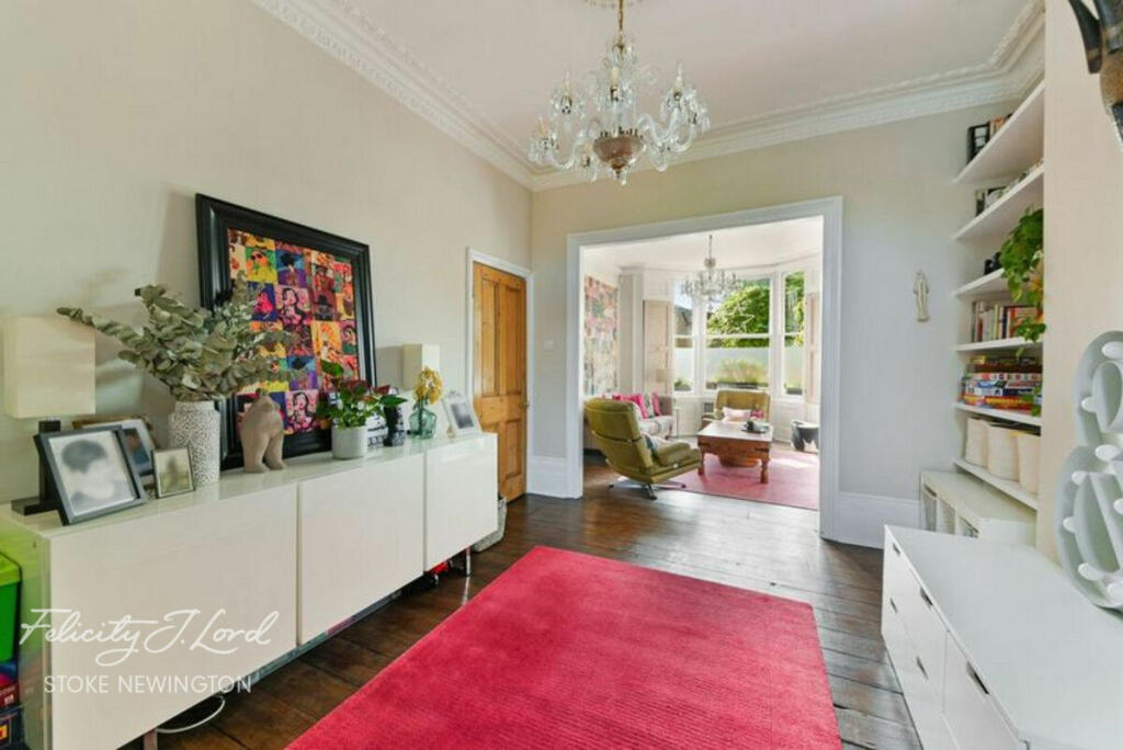 3 bedroom terraced house for sale in Evering Road, Stoke Newington, N16