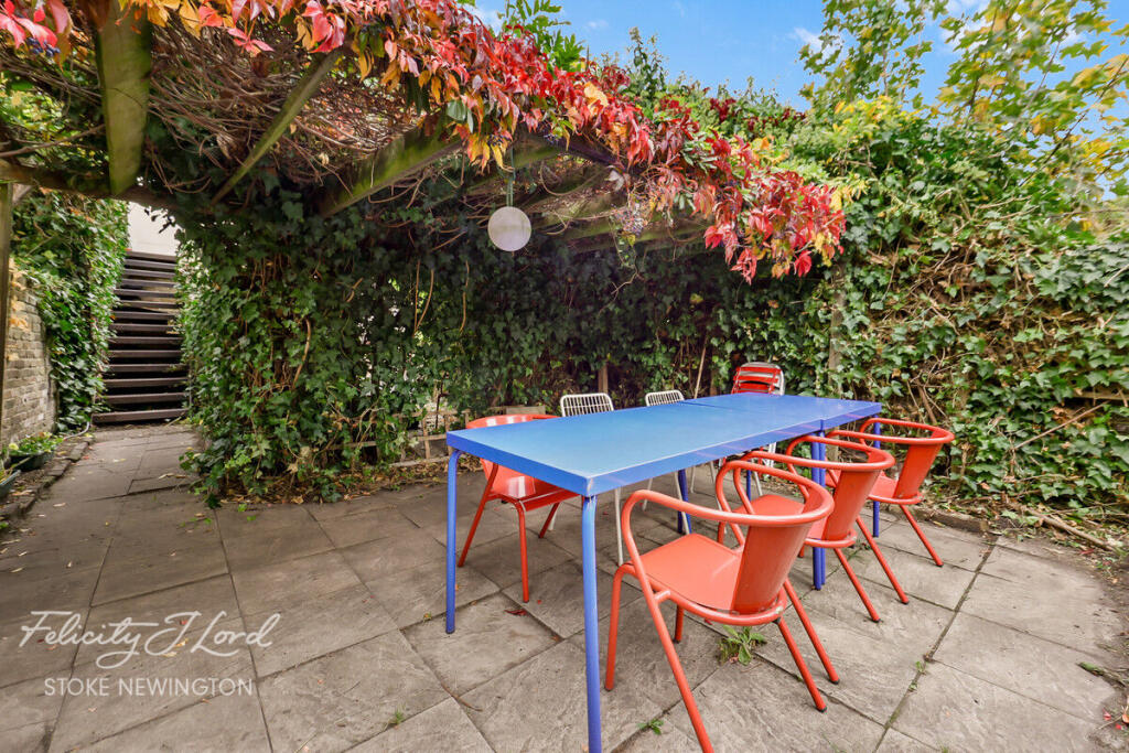 Main image of property: Walford Road, London N16