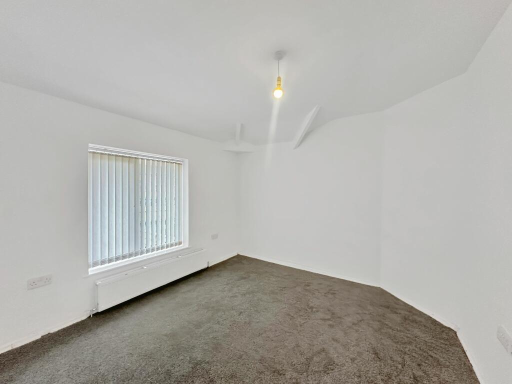 Additional property image - Leverhulme Avenue, Bolton