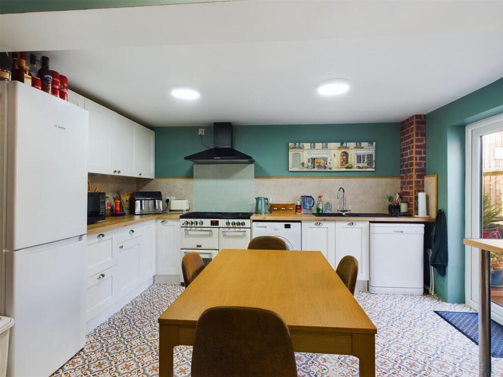 Additional property image - Westview Terrace, South Heighton, Newhaven