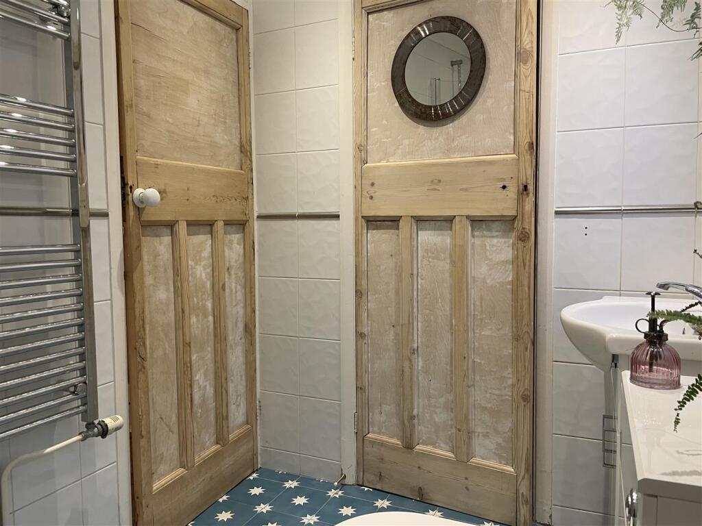 Additional property image - Valley Close, Newhaven
