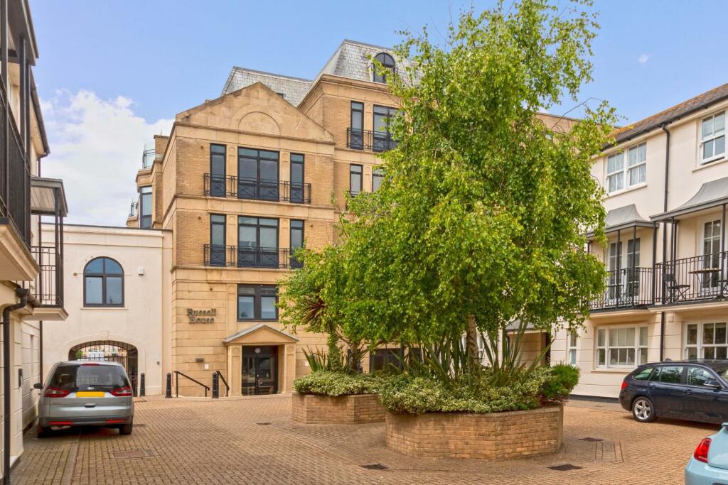 2 bedroom apartment for rent in Russell Mews, Brighton, BN1