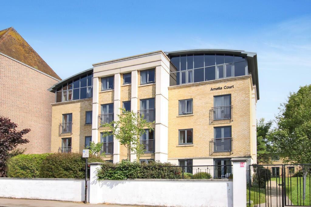 1 bedroom retirement property for sale in Union Place, Worthing, BN11