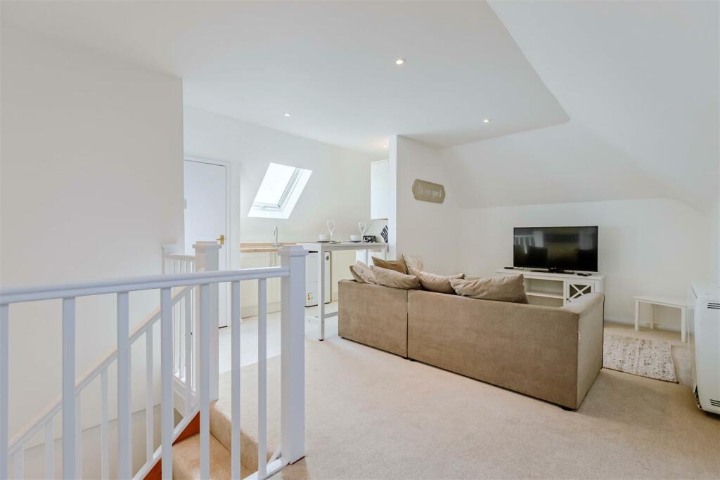 2 bedroom apartment for rent in St. Botolphs Road, Worthing, BN11