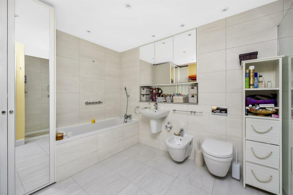 Additional property image - Marine Parade, Worthing