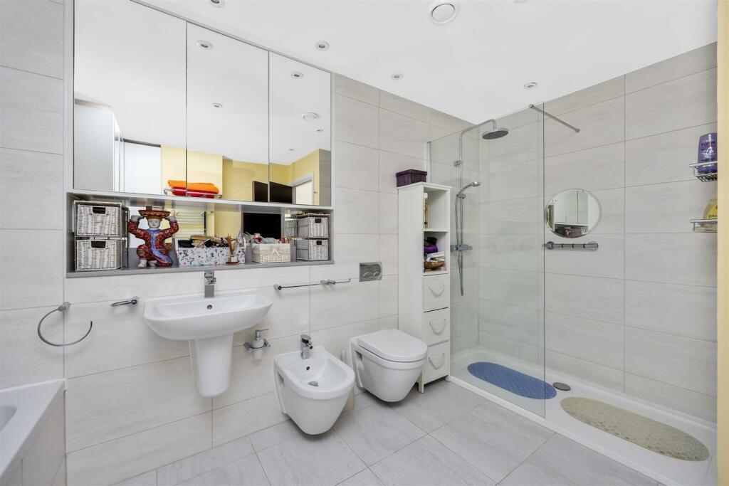Additional property image - Marine Parade, Worthing