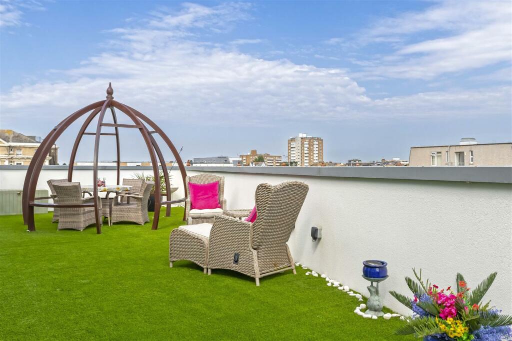 Additional property image - Marine Parade, Worthing