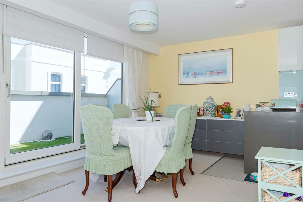 Additional property image - Marine Parade, Worthing