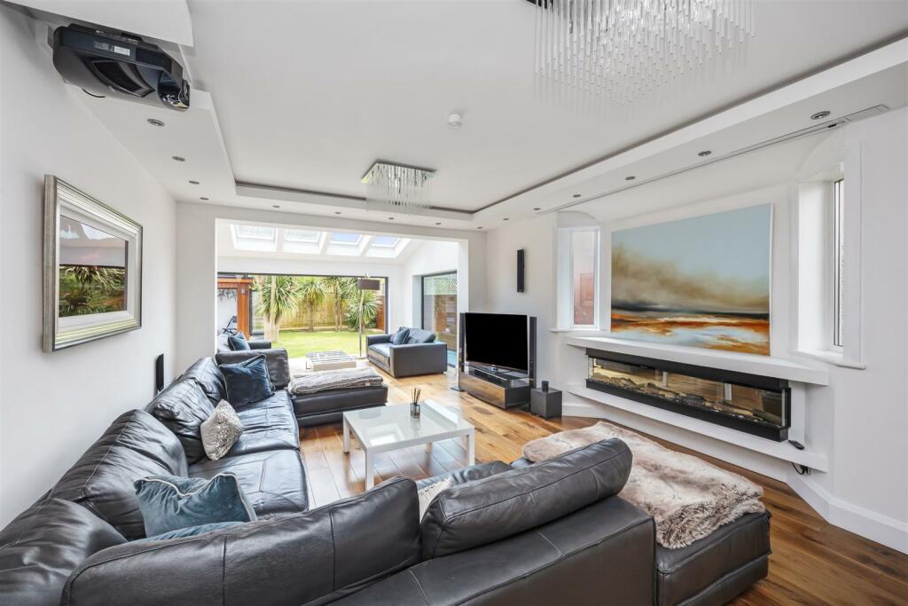 Additional property image - Hailsham Road, Worthing