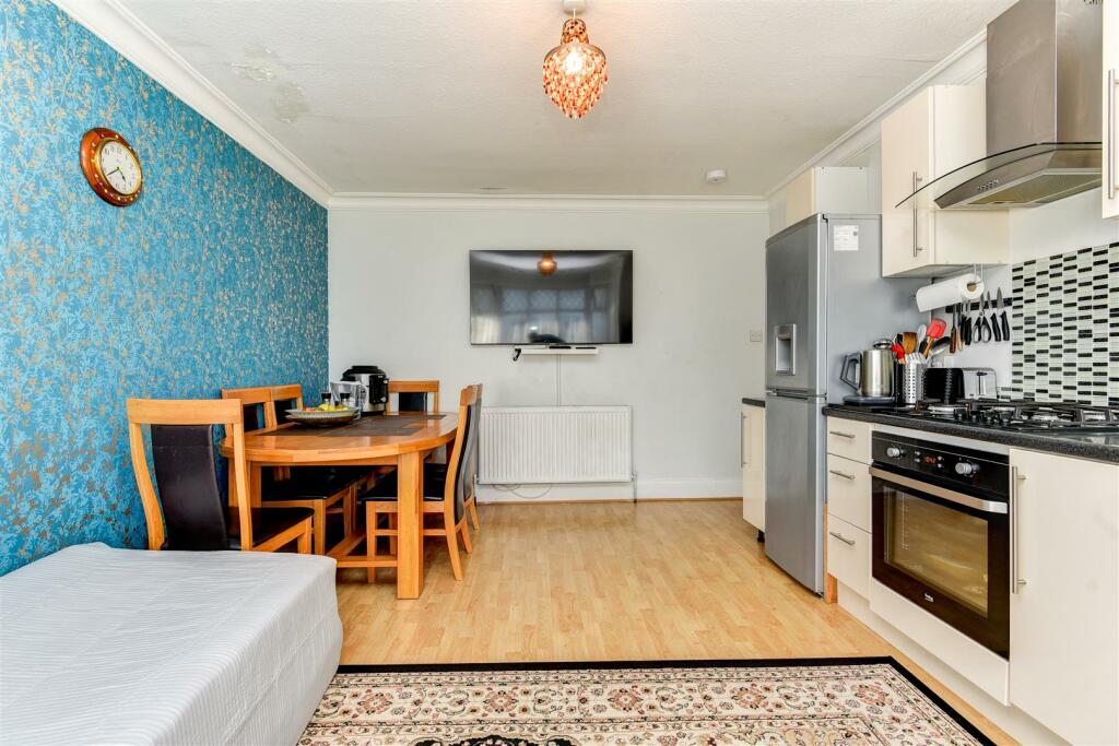 Additional property image - Bruce Avenue, Worthing