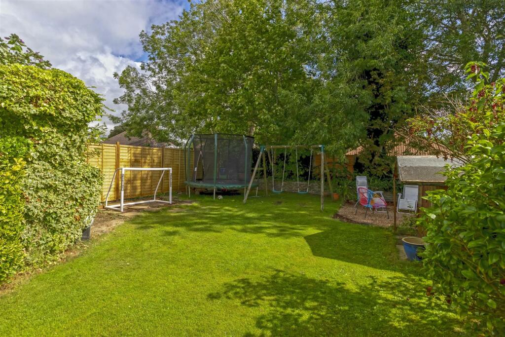 Additional property image - Rogate Road, Worthing